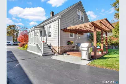 6 Willow Road, Branford, CT 06405 - Photo 4