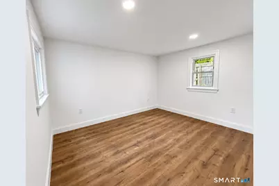 28 Pleasant Avenue, East Haven, CT 06512 - Photo 10