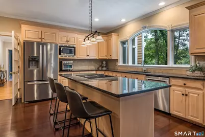 10 Whitman Pond Road, Simsbury, CT 06070 - Photo 10