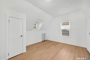 36 Ward Pl, Hartford, CT 06106 - Photo 16