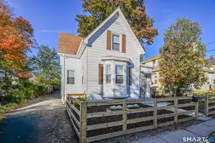 36 Ward Pl, Hartford, CT 06106 - Photo 1