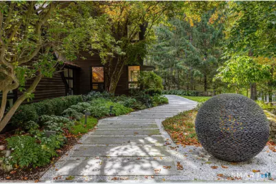 17 Greenbrier Road, Westport, CT 06880 - Photo 2