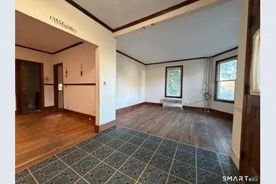 35 Edgehill Avenue, Waterbury, CT 06704 - Photo 8