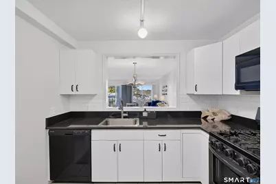 5 Mansfield Grove Road #250, East Haven, CT 06512 - Photo 8