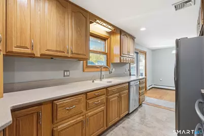 35 Tabor Road, Enfield, CT 06082 - Photo 12