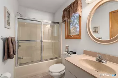 32 South Edgewood Road, East Lyme, CT 06357 - Photo 26