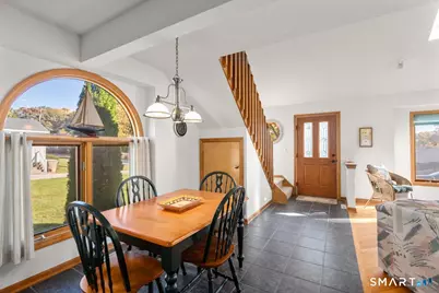 32 South Edgewood Road, East Lyme, CT 06357 - Photo 12