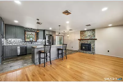 325 Scantic Road, East Windsor, CT 06088 - Photo 6