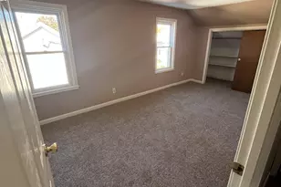 105 S Chestnut St, Plainfield, CT 06387 - Photo 2