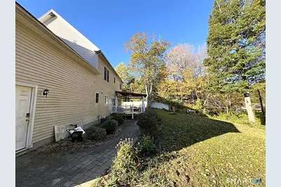 1961 Route 80, Guilford, CT 06437 - Photo 36