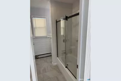 390 Platt Street, Bridgeport, CT 06606 - Photo 22