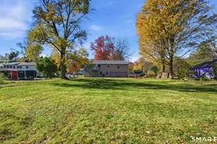 44 Haddam Neck Rd, East Hampton, CT 06424 - Photo 32