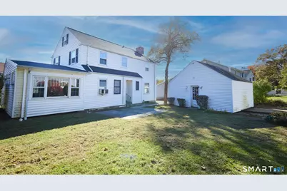 160 Astoria Avenue, Bridgeport, CT 06604 - Photo 8