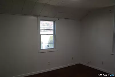 51 Alexander Drive, Bridgeport, CT 06606 - Photo 10