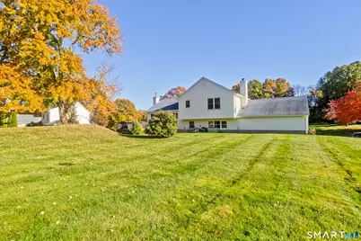 27 Berrios Hill Road, Windsor, CT 06095 - Photo 2