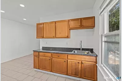 56 Blake Street #1R, New Haven, CT 06511 - Photo 2