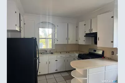251 Olivia Street #1st Floor, Derby, CT 06418 - Photo 2