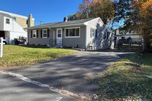 16 Yates St, West Haven, CT 06516 - Photo 1