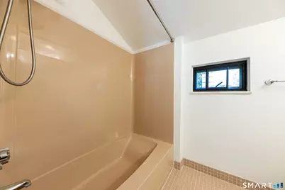 12 Harbour Village #E, Branford, CT 06405 - Photo 22