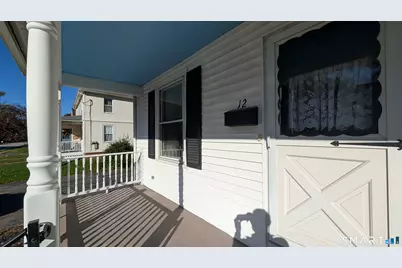 10-12 Parker Terrace #12, Glastonbury, CT 06033 - Photo 8
