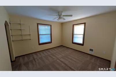 10-12 Parker Terrace #12, Glastonbury, CT 06033 - Photo 16