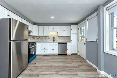364 Main Street #6, East Haven, CT 06512 - Photo 4