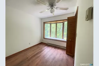 391 Chestnut Hill Avenue, Waterbury, CT 06704 - Photo 4