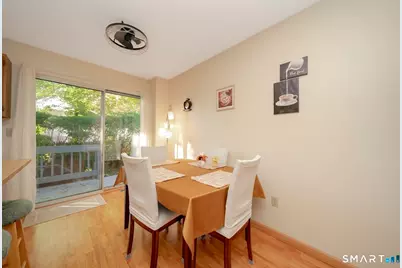 219 Oakland Street #B, Manchester, CT 06042 - Photo 10