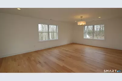 19 Madeline Drive, New Fairfield, CT 06812 - Photo 8