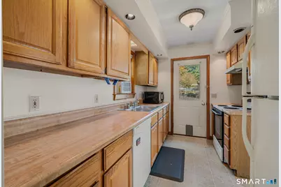 18 Ledgeland Drive, Groton, CT 06355 - Photo 18