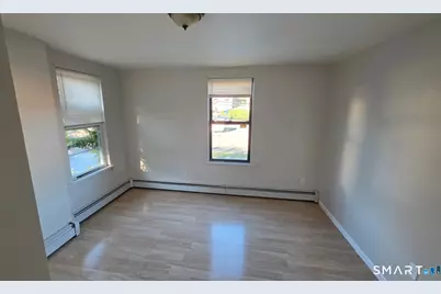 40-44 Lawrence Street #2, Hartford, CT 06106 - Photo 2