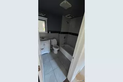 40-44 Lawrence Street #2, Hartford, CT 06106 - Photo 4