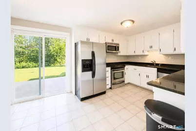 8 Barrington Drive #C, Wethersfield, CT 06109 - Photo 6