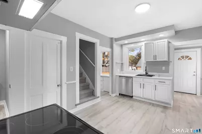 19 High Street, Manchester, CT 06040 - Photo 2