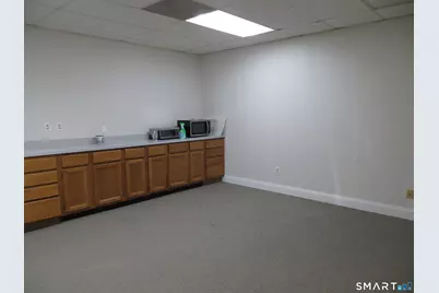 525 Bridgeport Avenue #All3units, Shelton, CT 06484 - Photo 12