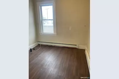 343 Wayne Street #1st, Bridgeport, CT 06606 - Photo 8