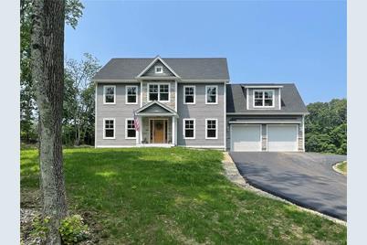 5 Greenwich Place, Colchester, CT 06415 - Photo 1