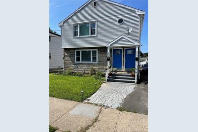 208 Ruth St, Bridgeport, CT 06606 - MLS 170593245 - Coldwell Banker