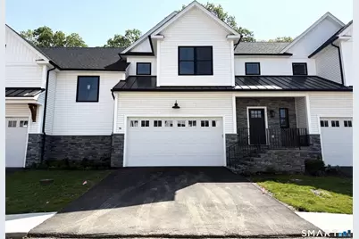 16 Village Circle #16, Guilford, CT 06437 - Photo 1