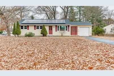 84 South Road, Enfield, CT 06082 - Photo 1