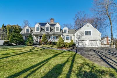 26 Farm Road, New Canaan, CT 06840 - Photo 1