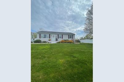 49 Lori Drive, Plainfield, CT 06374 - Photo 1