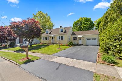 50 Knob Hill Drive, Hamden, CT 06518 - Photo 1