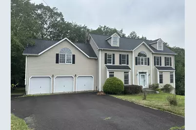 52 Quarry Lane, Hamden, CT 06518 - Photo 1