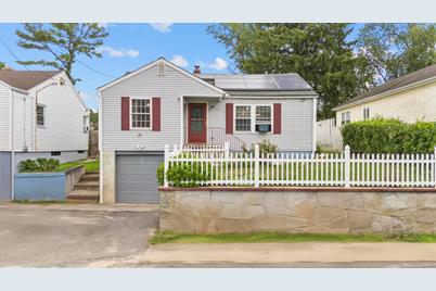 118 Pond Street, Bridgeport, CT 06606 - Photo 1