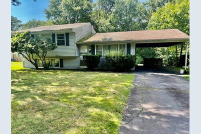 11 Woodland Drive, Wallingford, CT 06492 - Photo 1