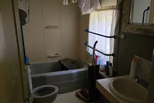 17 Lawrence St, Vernon, CT 06066 - Photo 1