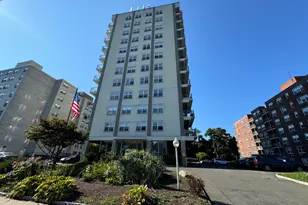 2370 North Ave, Bridgeport, CT 06604 - Photo 1