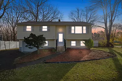 96 Rockledge Drive, Meriden, CT 06450 - Photo 1