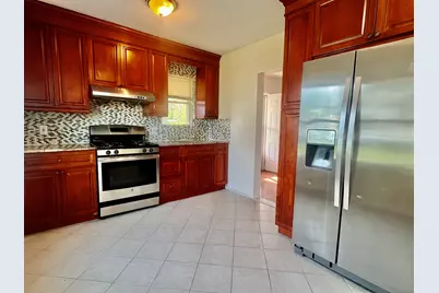 14 Bayview Place, West Haven, CT 06516 - Photo 1